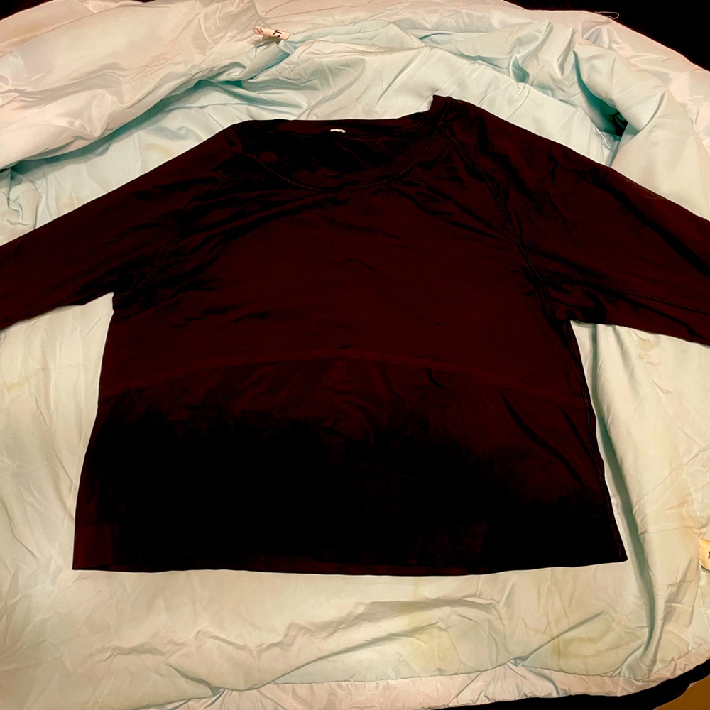 Lululemon cropped swiftly top